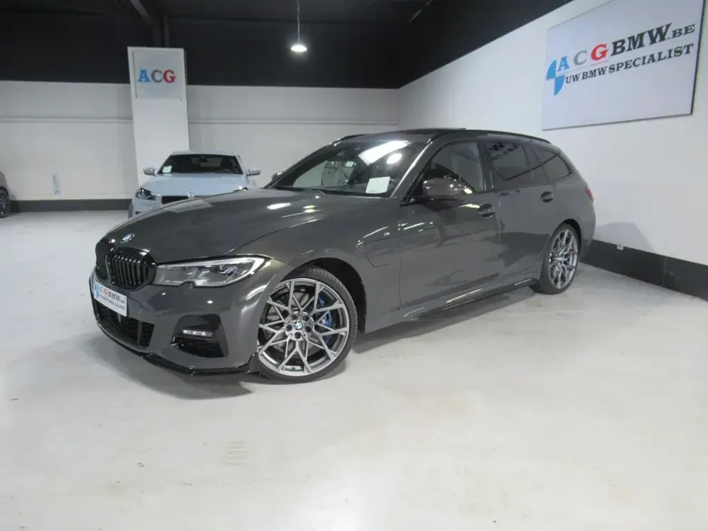 BMW 330 - 0