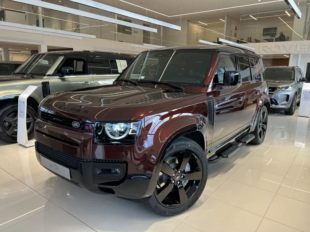 Land Rover Defender - 0