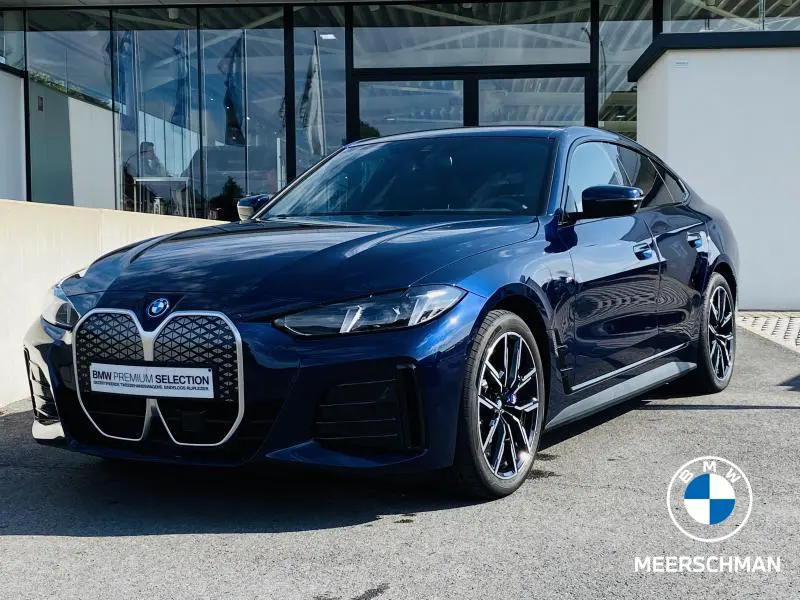 BMW i4 - 0