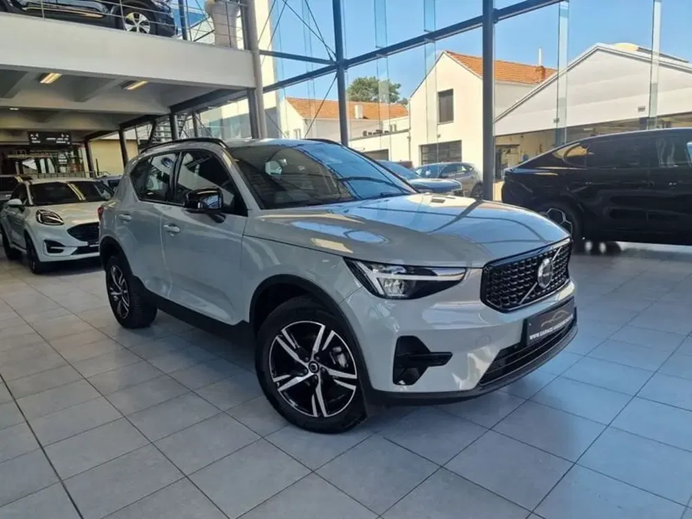 Volvo XC40 - 0