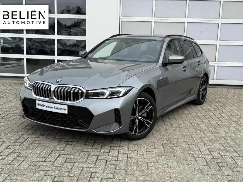 BMW 330 - 0