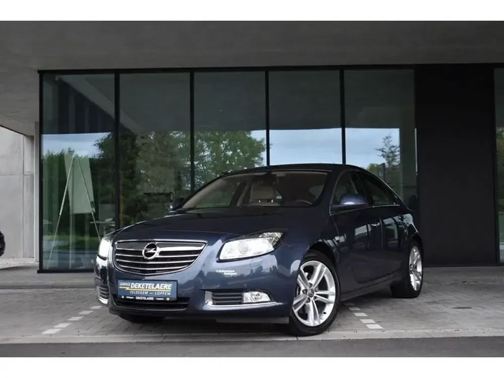 Opel Insignia - 0