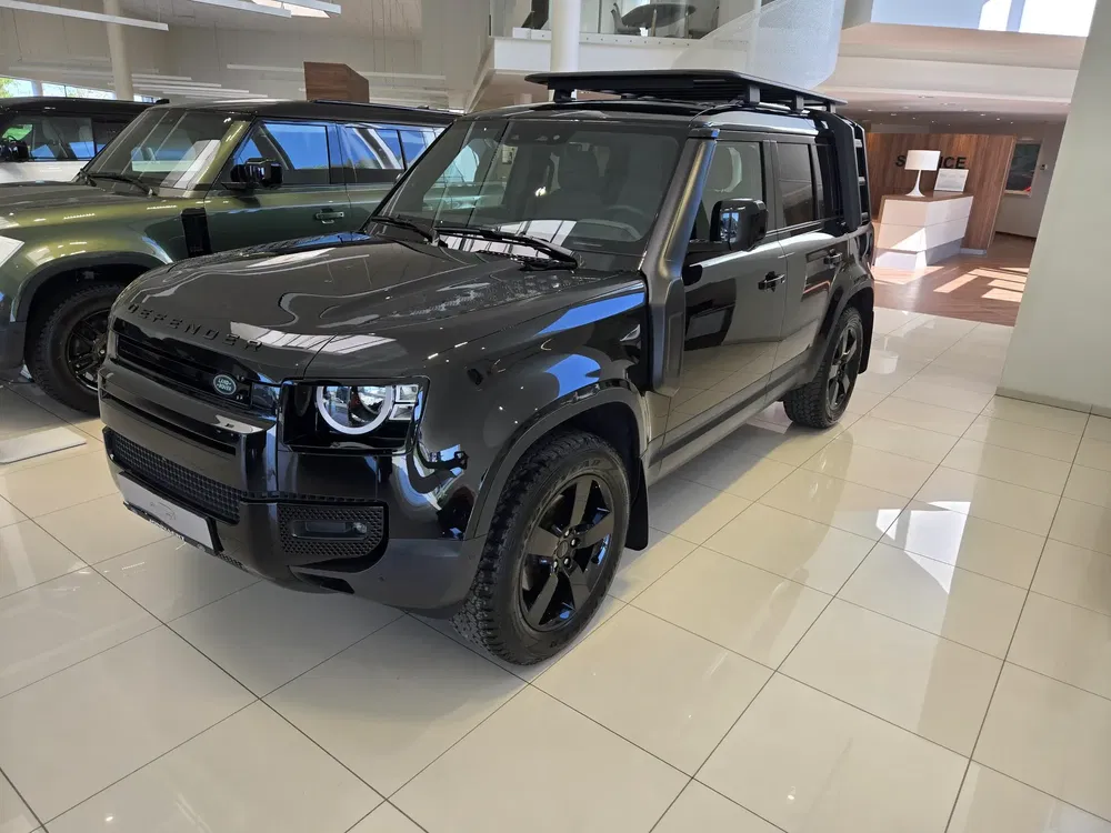 Land Rover Defender - 0