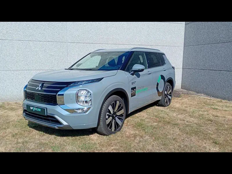 Mitsubishi Outlander - 0