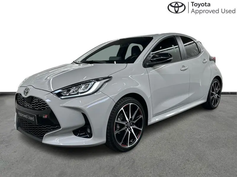 Toyota Yaris - 0