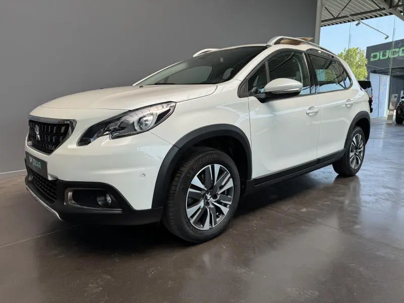 Peugeot 2008 - 0
