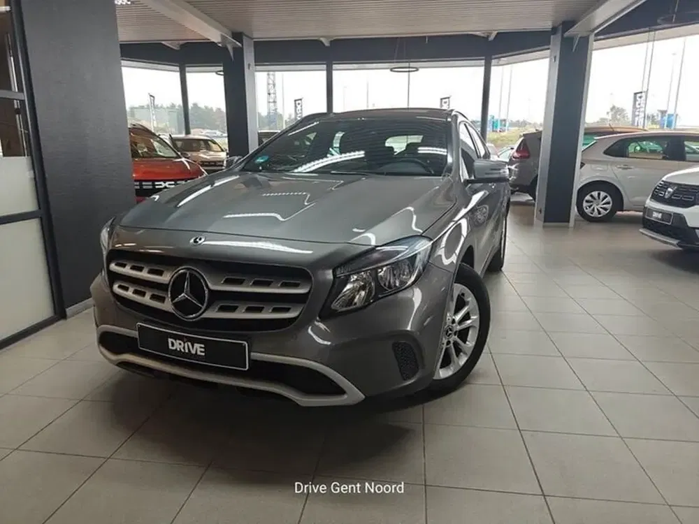 Mercedes GLA 180 - 0