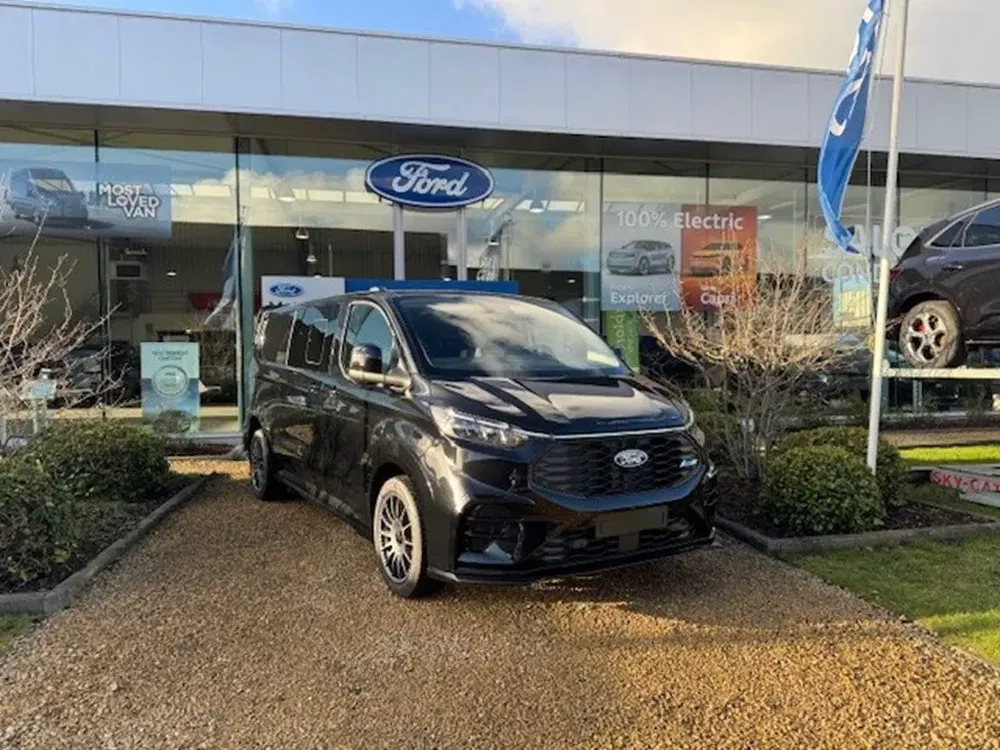 Ford Transit Custom - 0
