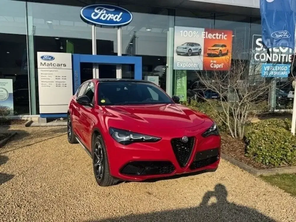 Alfa Romeo Stelvio - 0