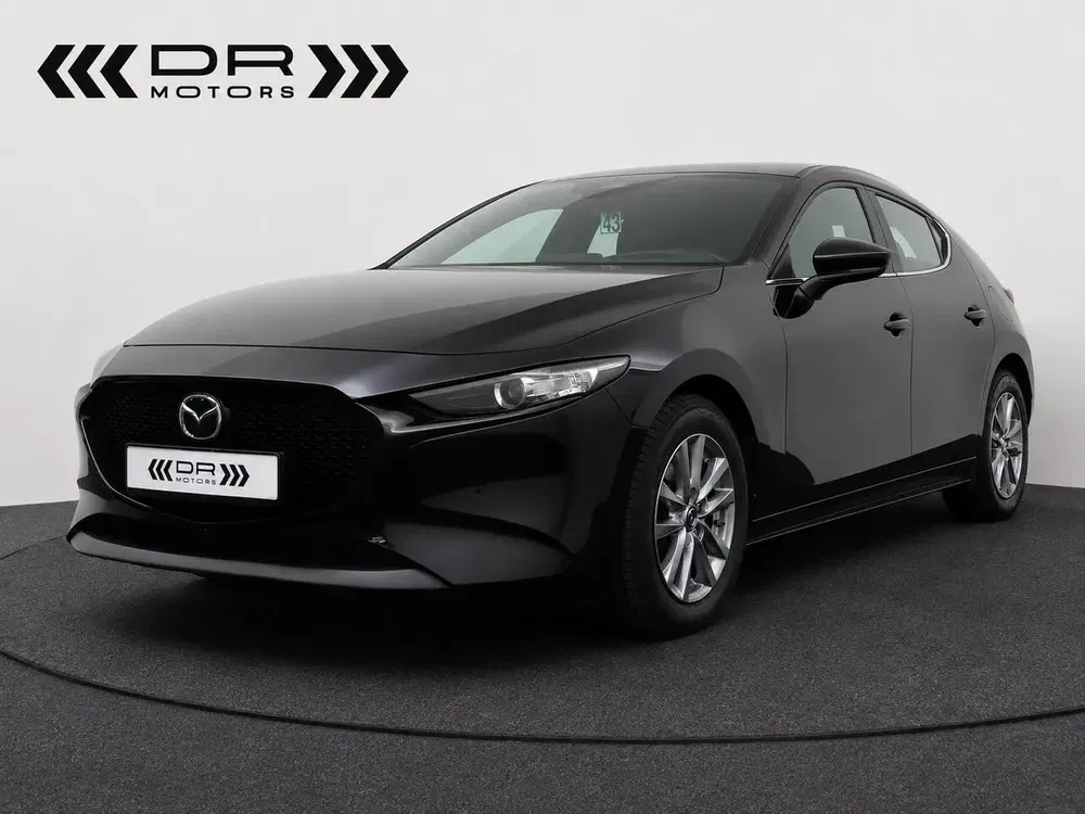 Mazda 3 - 0