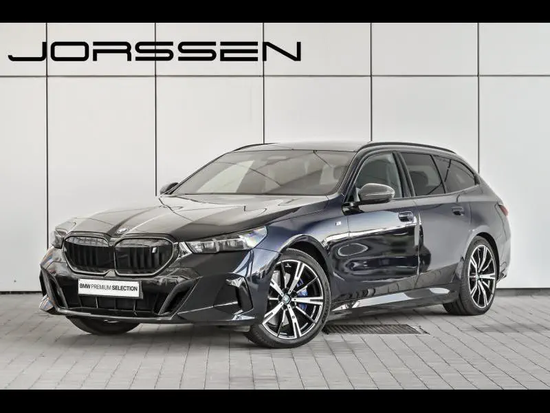 BMW i5 - 0