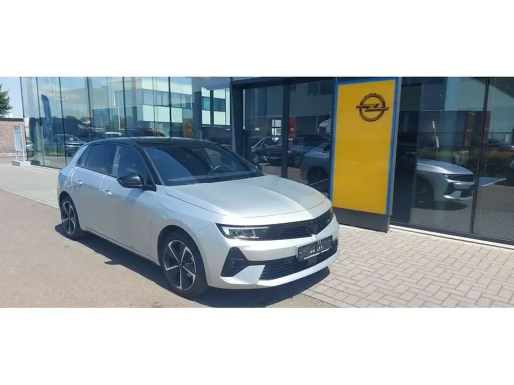 Opel Astra - 0