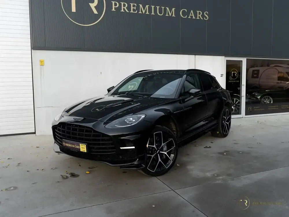 Aston Martin DBX - 0