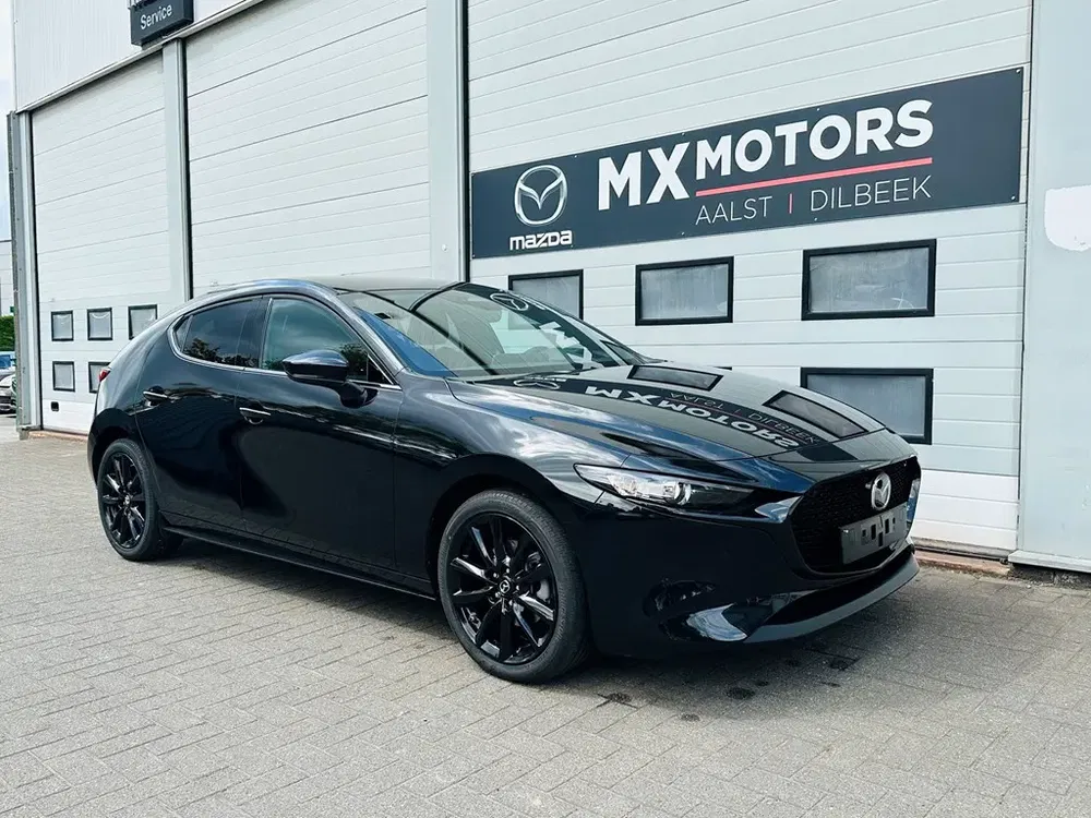 Mazda 3 - 0