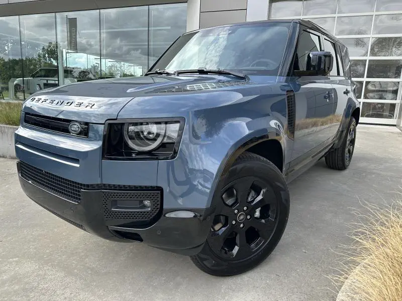 Land Rover Defender - 0