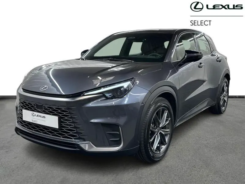 Lexus LBX - 0