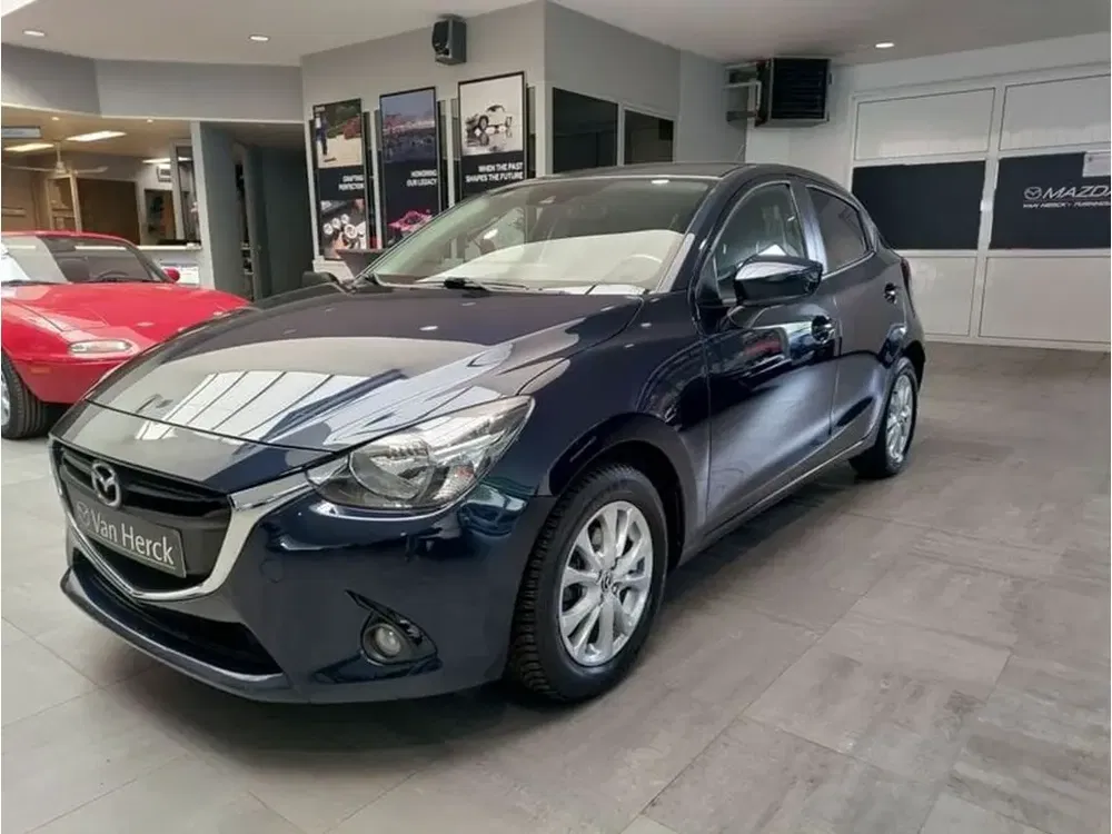 Mazda 2 - 0