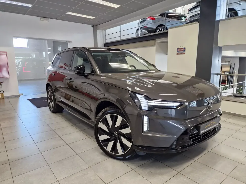 Volvo EX90 - 0