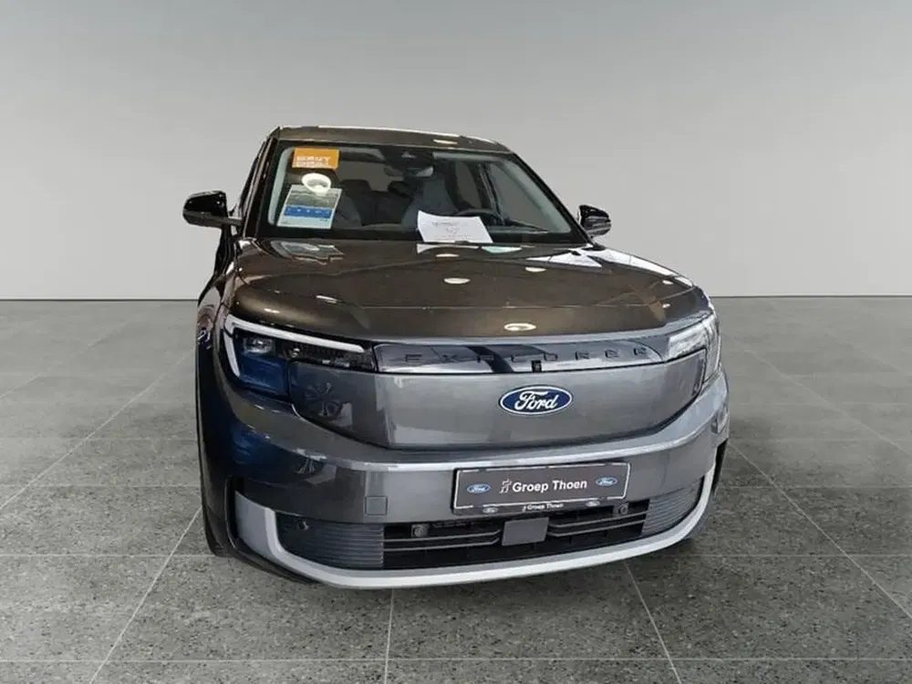 Ford Explorer - 0