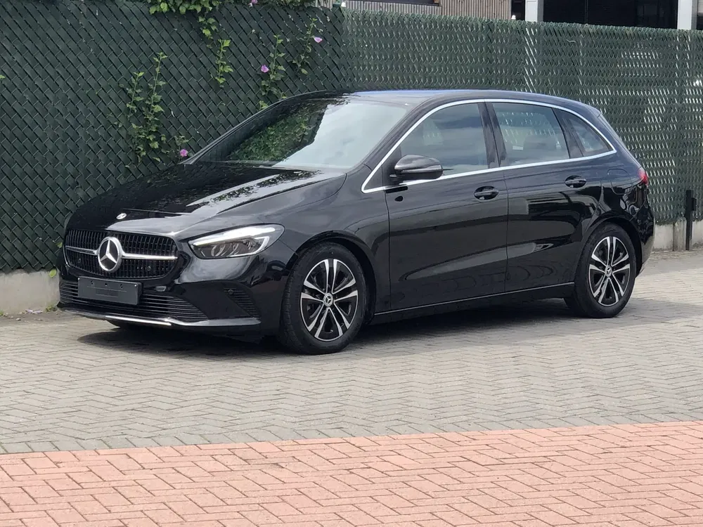 Mercedes B 180 - 0