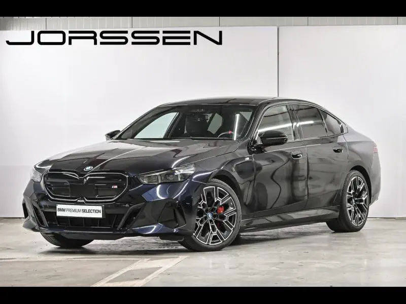 BMW i5 - 0