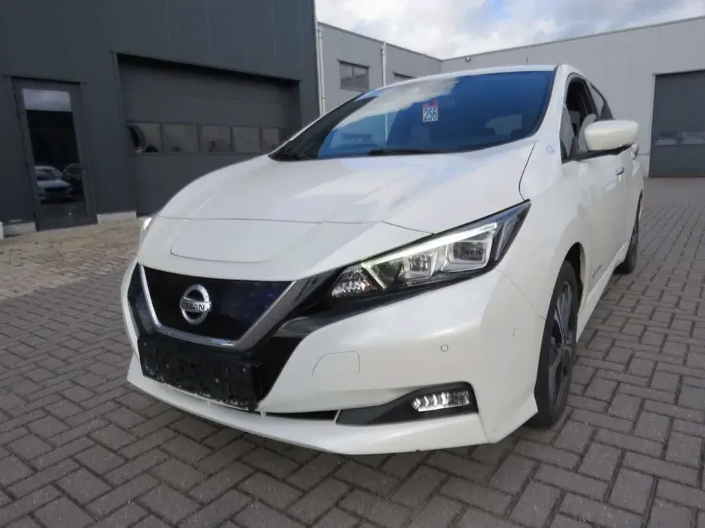 Nissan Leaf - 0