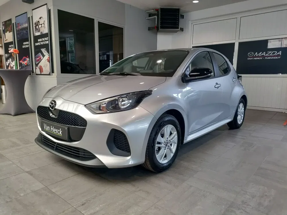 Mazda 2 - 0