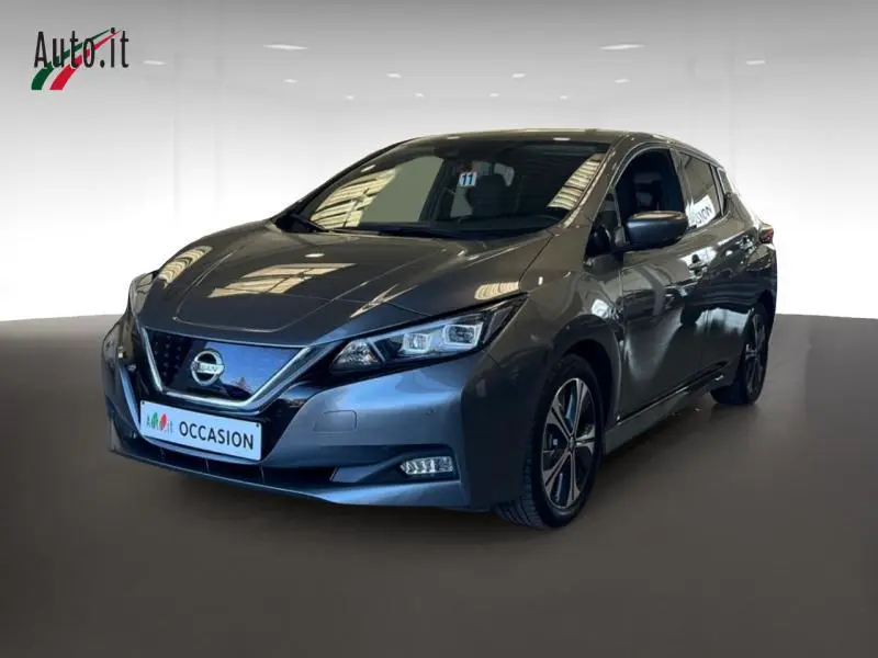 Nissan Leaf - 0