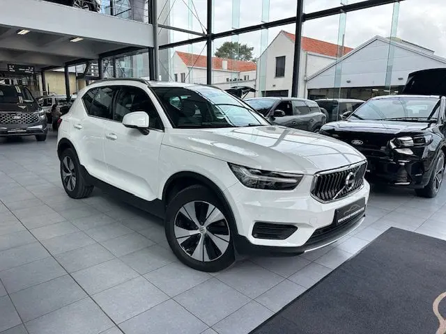 Volvo XC40 - 0
