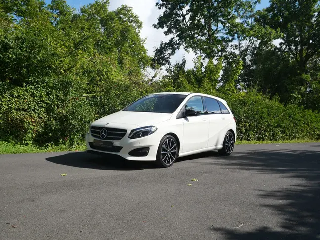 Mercedes B 180 - 0