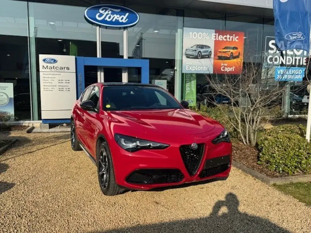 Alfa Romeo Stelvio - 0