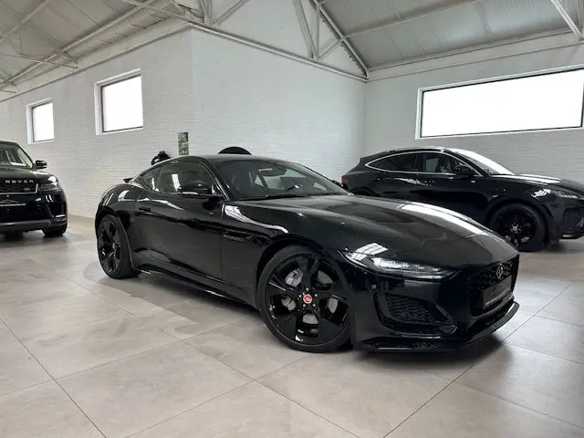 Jaguar F-Type - 0