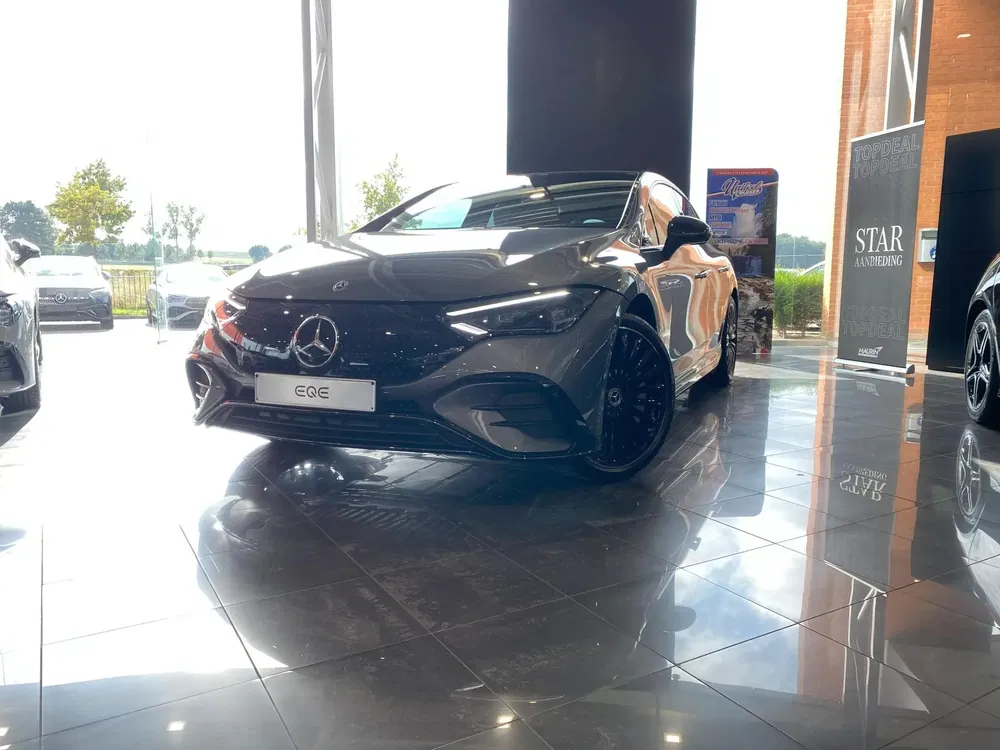 Mercedes EQE 300 - 0