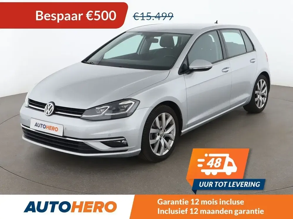 Volkswagen Golf - 0