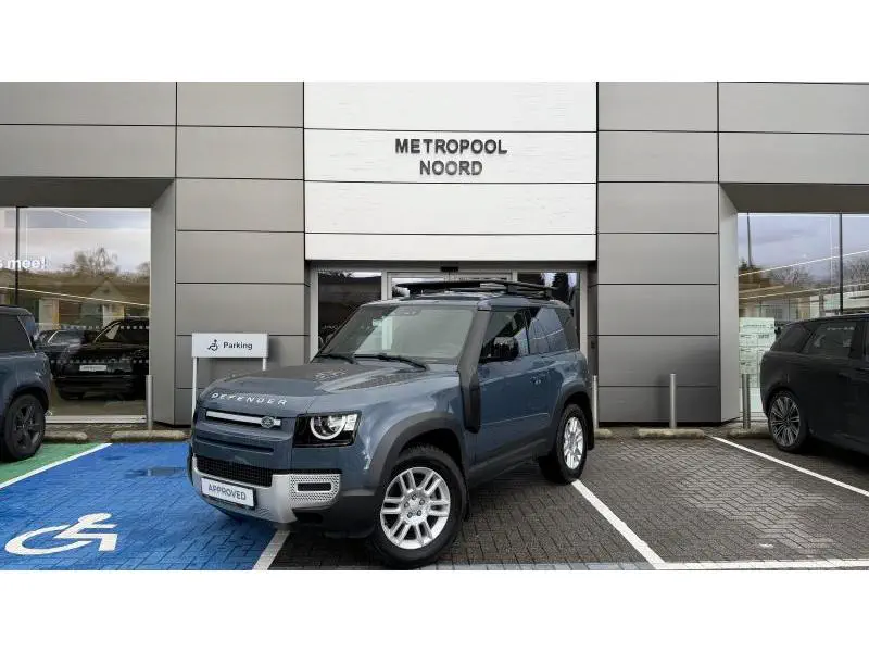 Land Rover Defender - 0