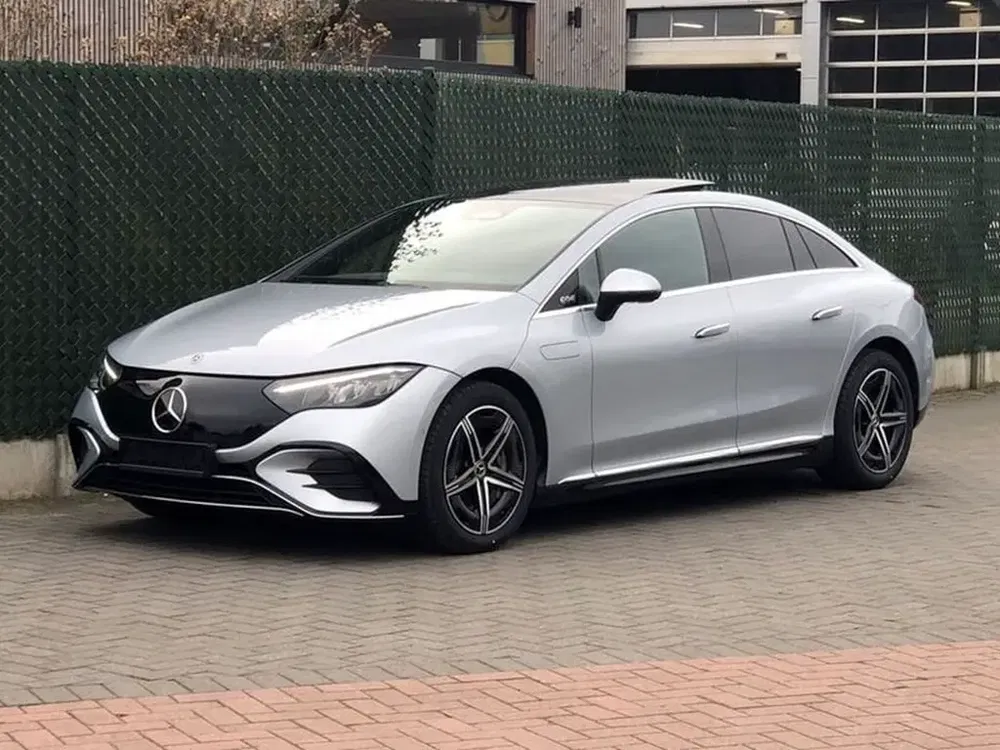 Mercedes EQE 300 - 0