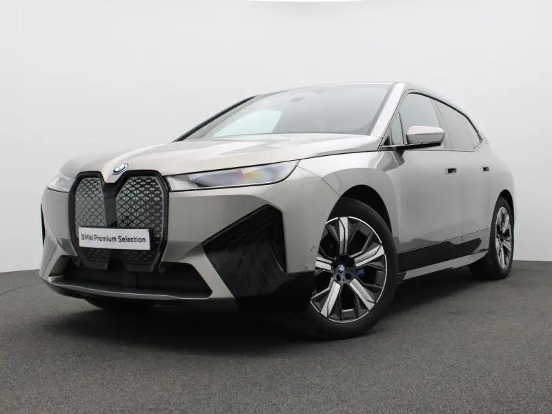 BMW iX - 0