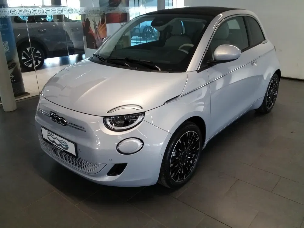 Fiat 500e - 0
