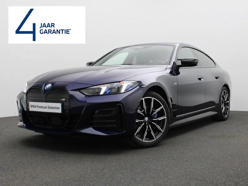 BMW i4 - 0
