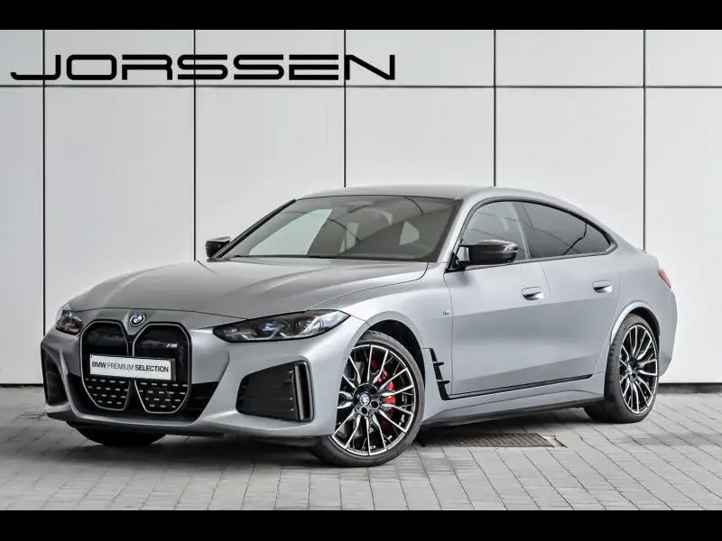 BMW i4 - 0