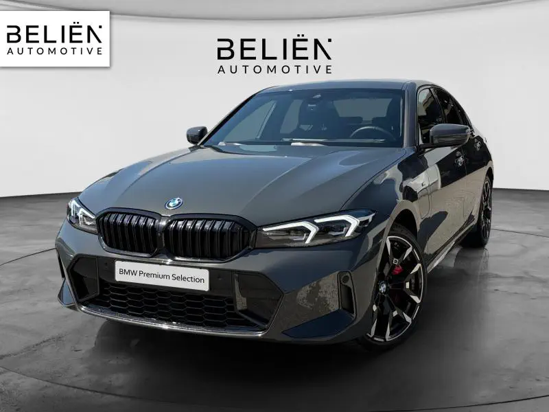 BMW 330 - 0