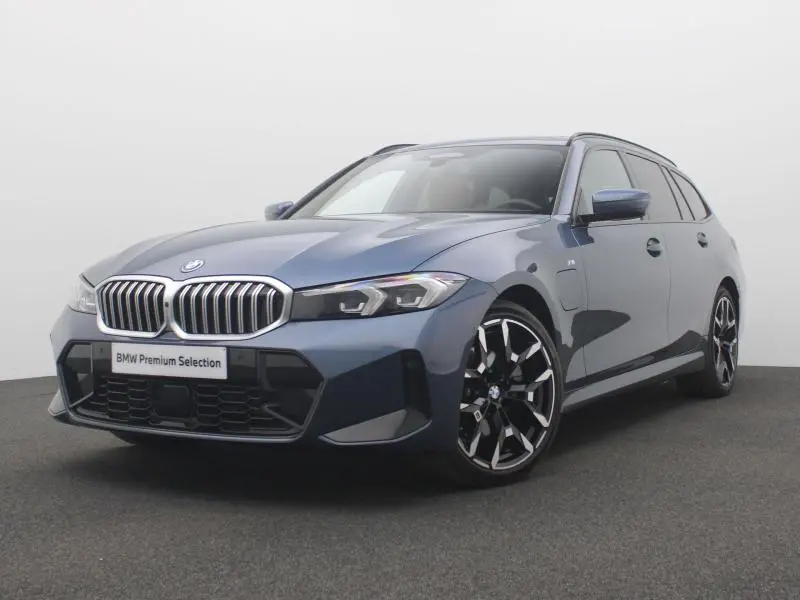 BMW 330 - 0