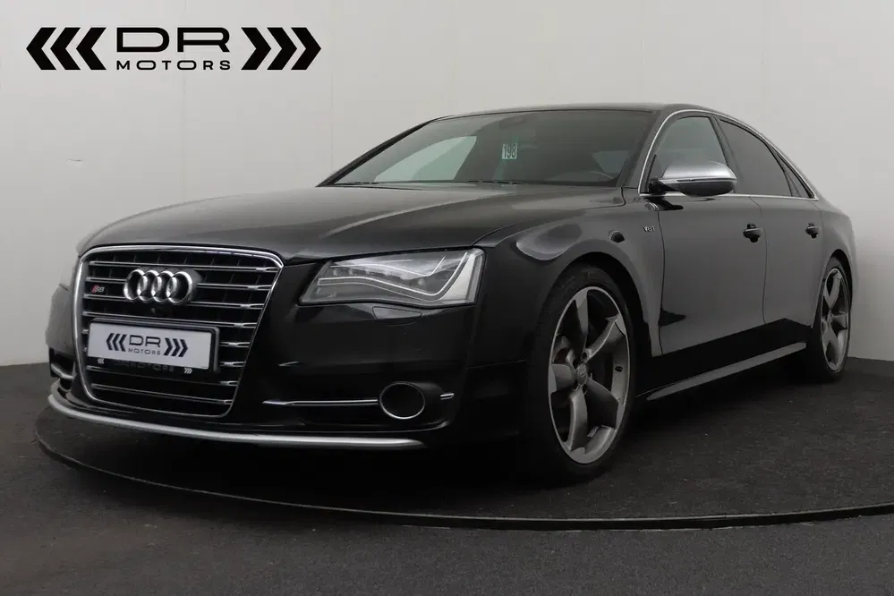 Audi S8 - 0