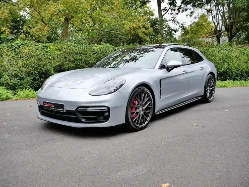 Porsche Panamera - 0