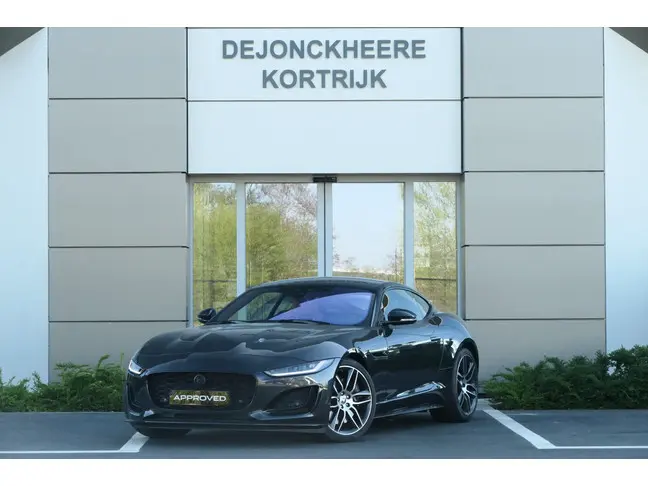 Jaguar F-Type - 0