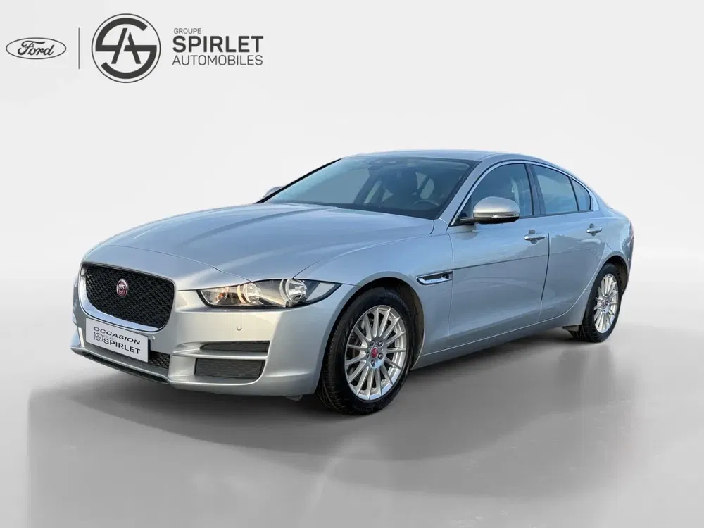 Jaguar XE - 0
