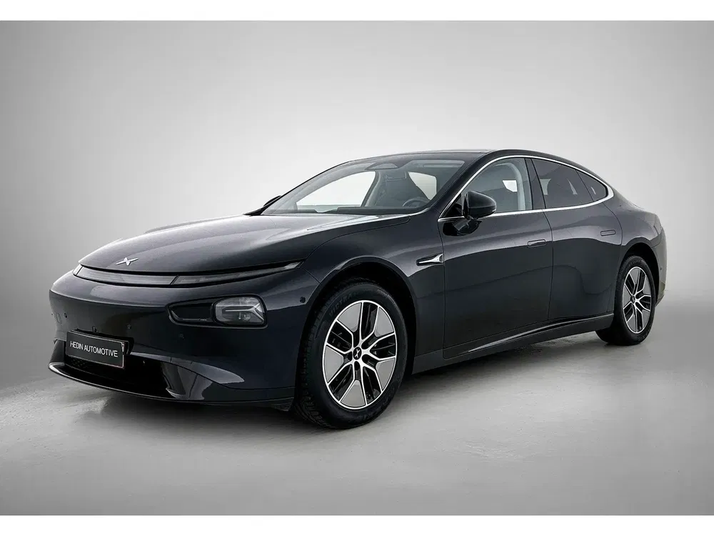 Xpeng P7 - 0