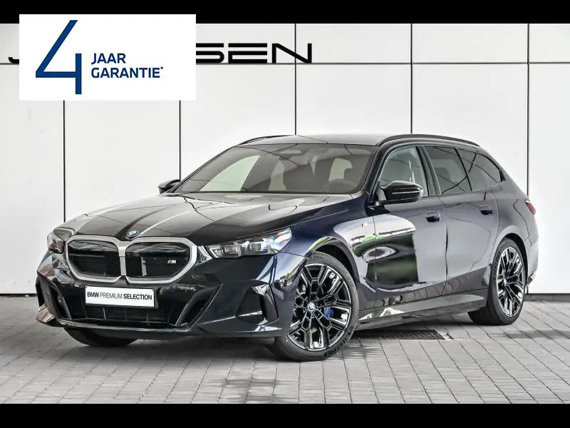 BMW i5 - 0