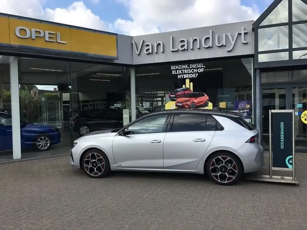 Opel Astra - 0