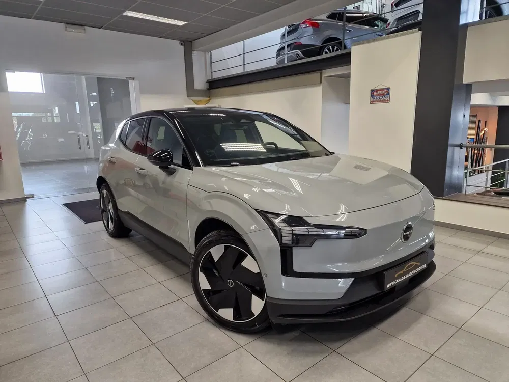 Volvo EX30 - 0